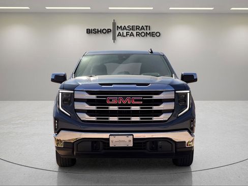 Used 2024 GMC Sierra 1500 SLE image 3