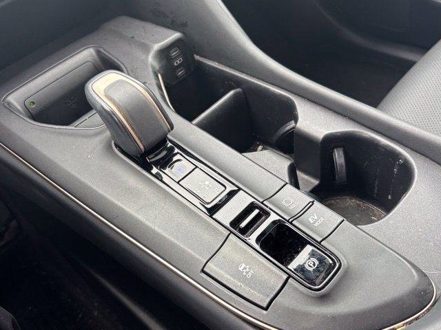 Used 2023 Toyota Crown AWD/4WD image 20