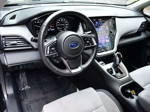 Used 2020 Subaru Outback Premium image 38