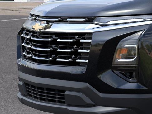 New 2026 Chevrolet Equinox LT w/ Safety and Technology Package FWD image 14