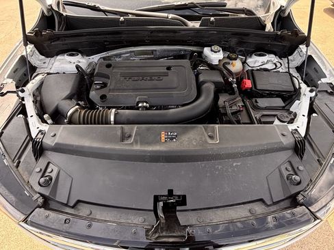 Used 2023 Buick Envision Essence w/ Sport Touring Package FWD image 33