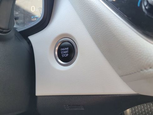 Used 2021 Toyota Corolla SE image 35