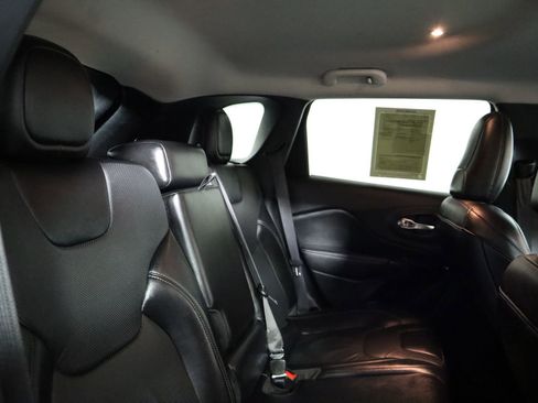 Used 2023 Jeep Cherokee Altitude Lux image 51