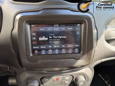 Used 2021 Jeep Renegade Latitude w/ Convenience Group AWD/4WD image 66