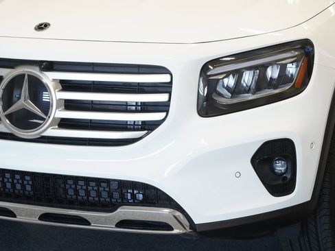 New 2026 Mercedes-Benz GLB 250 4MATIC image 8