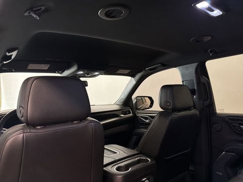 Used 2022 GMC Yukon Denali AWD/4WD image 16