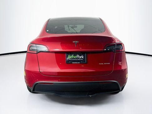 Used 2022 Tesla Model Y Long Range AWD/4WD image 7