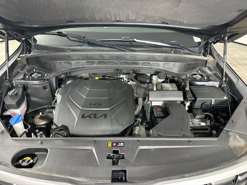 Used 2025 Kia Telluride S AWD/4WD image 37