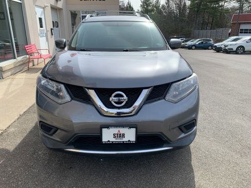 Used 2016 Nissan Rogue SV AWD/4WD image 2