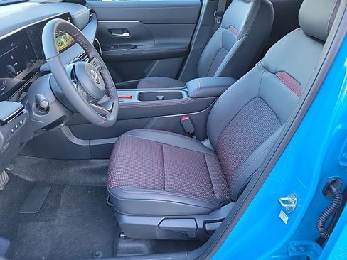 New 2025 Nissan Kicks SR w/ SR Premium Package image 12