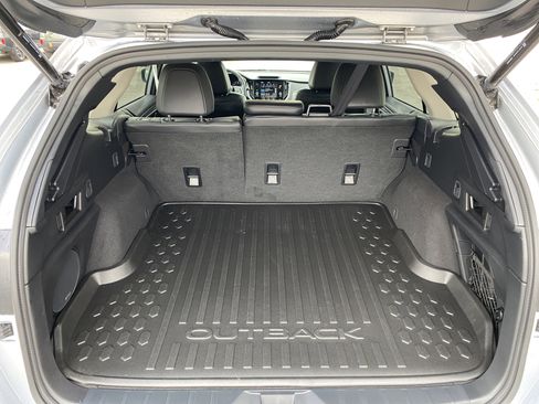 Used 2025 Subaru Outback Touring image 36