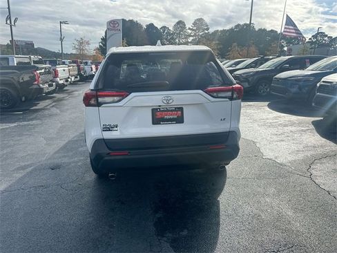 Used 2025 Toyota RAV4 LE image 16