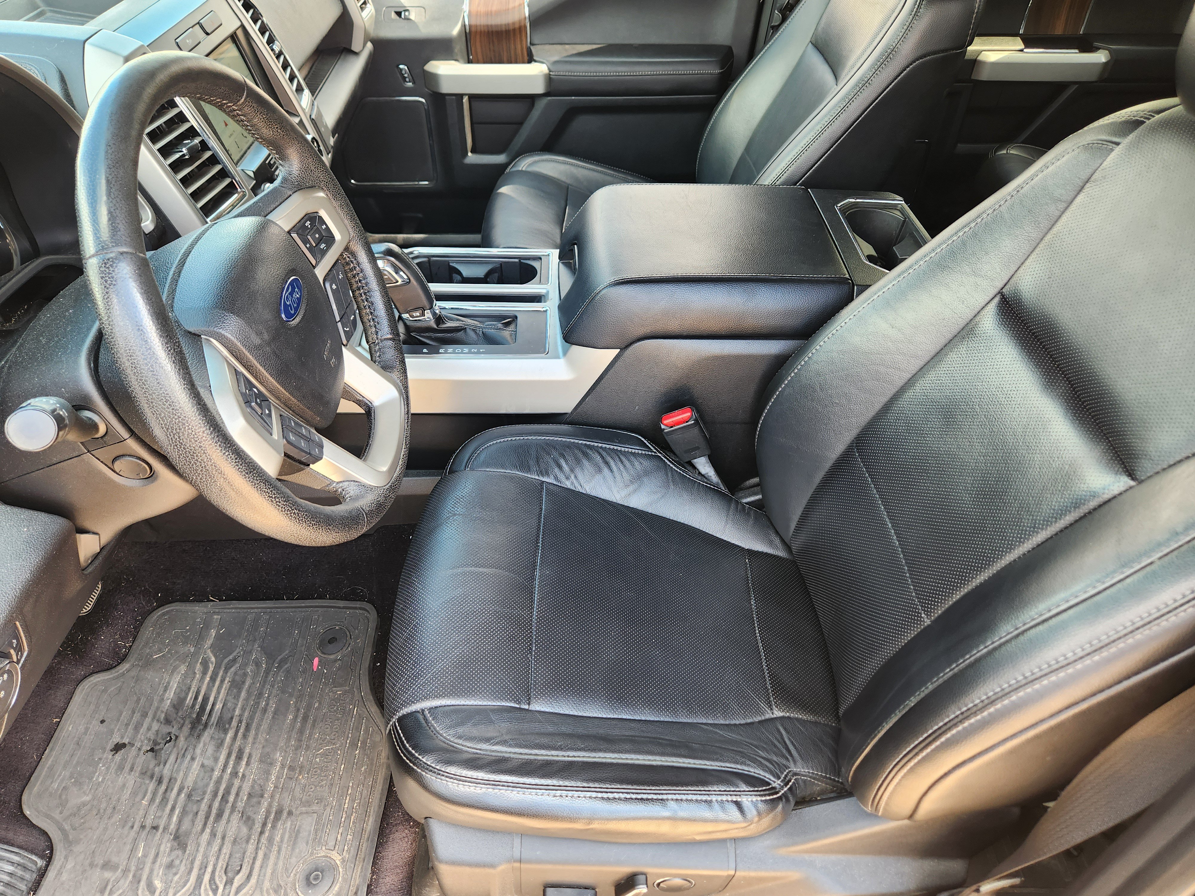 Used 2016 Ford F150 Lariat w/ Equipment Group 502A Luxury AWD/4WD image 9