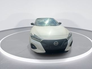 Used 2022 Nissan Maxima SR w/ Sport Mat Group FWD video 3