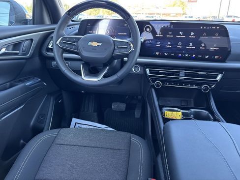 New 2026 Chevrolet Traverse LT w/ Enhanced Driving Package image 17