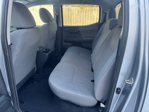 Used 2019 Toyota Tacoma SR5 image 25