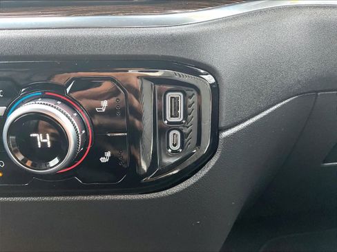 Used 2022 GMC Sierra 1500 Elevation image 27