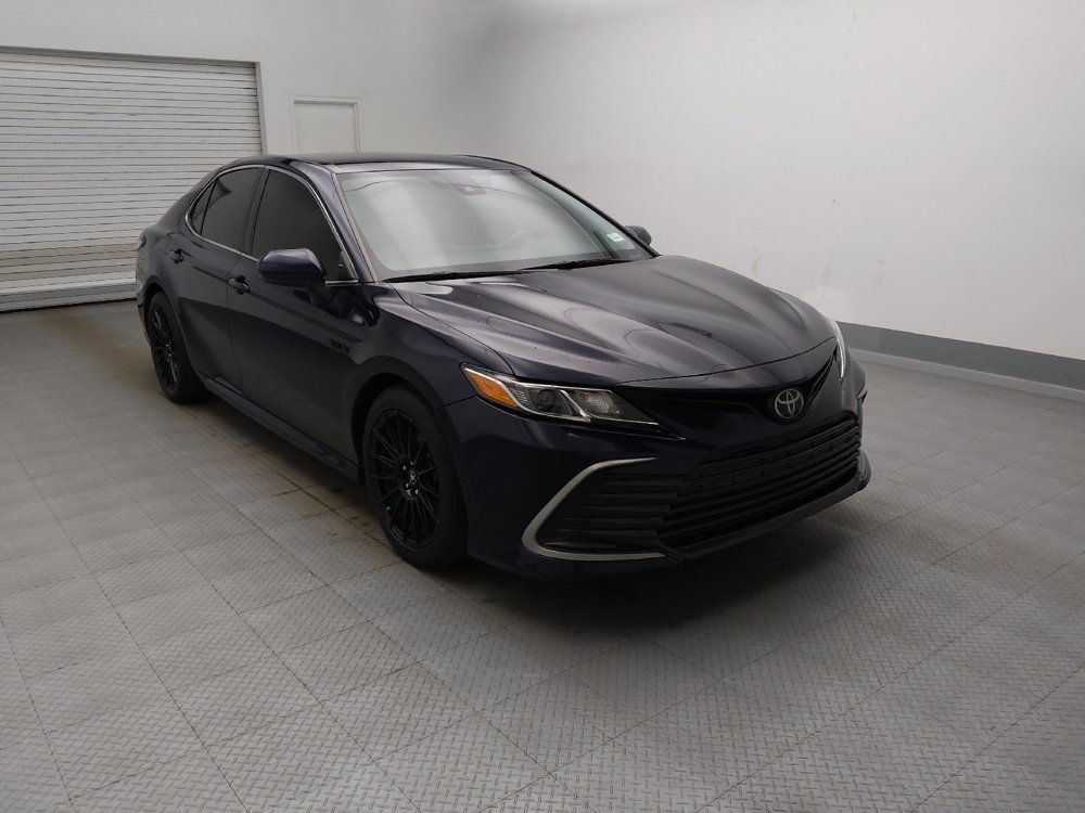 Used 2022 Toyota Camry LE FWD image 13