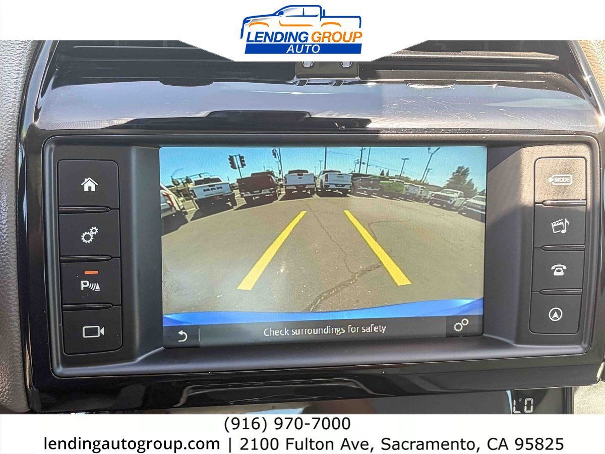 Used 2017 Jaguar XE Premium RWD image 22