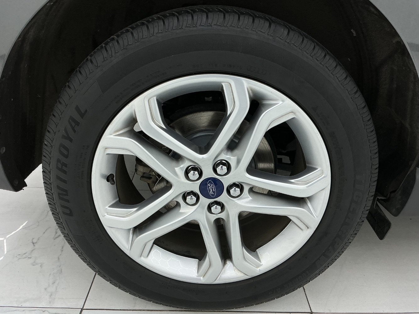 Used 2018 Ford Edge Titanium w/ Technology Package FWD image 50