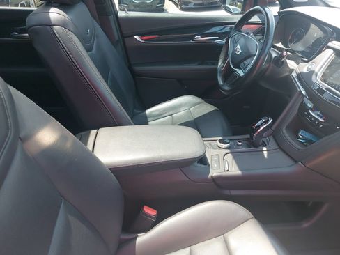 Used 2023 Cadillac XT5 Premium Luxury FWD image 10