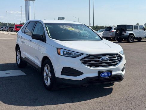 Used 2019 Ford Edge SE FWD image 3