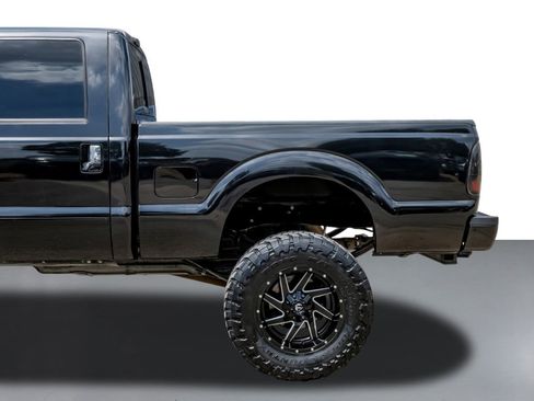 Used 2015 Ford F250 Platinum w/ FX4 Off-Road Package image 11