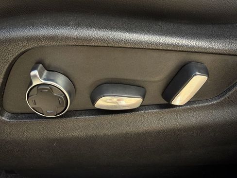 Used 2020 Cadillac XT4 Sport w/ Cold Weather Package FWD image 25