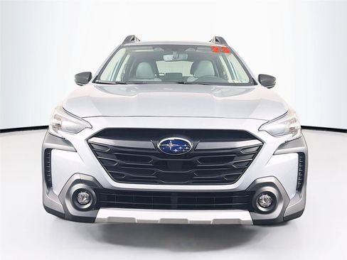Used 2023 Subaru Outback Limited AWD/4WD image 6