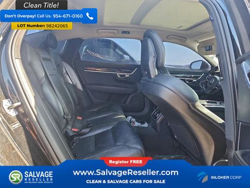 Used 2018 Volvo S90 T5 Momentum w/ Convenience Package image 13