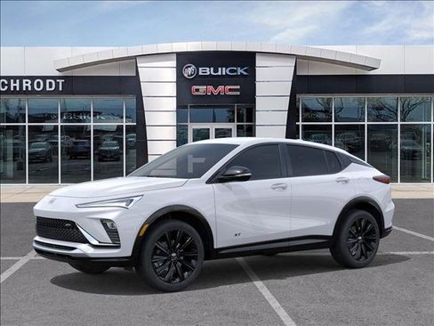 New 2026 Buick Envista Sport Touring image 2