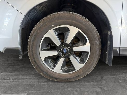 Used 2018 Subaru Forester 2.5i Premium w/ All-Weather Package AWD/4WD image 9