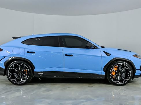 Used 2024 Lamborghini Urus Performante image 14
