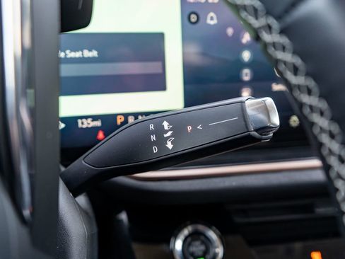 Used 2025 Buick Envision Sport Touring image 27