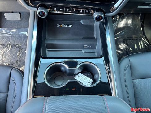 Used 2025 Chevrolet Tahoe RST w/ Comfort Package AWD/4WD image 32