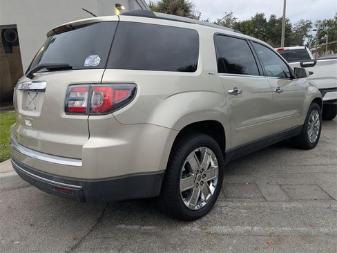 Used 2017 GMC Acadia Limited SLT image 9