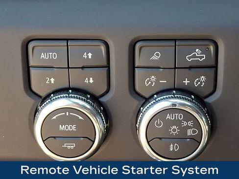 Used 2026 GMC Sierra 2500 Denali AWD/4WD image 9