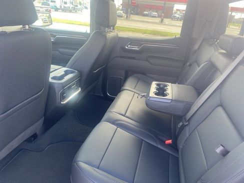 New 2025 GMC Sierra 1500 SLT w/ SLT Premium Plus Package image 11