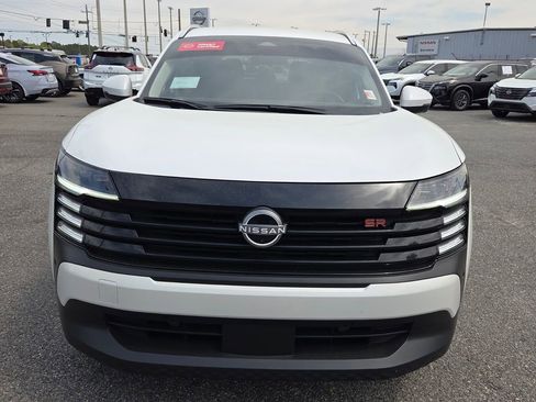 Used 2025 Nissan Kicks SR image 16