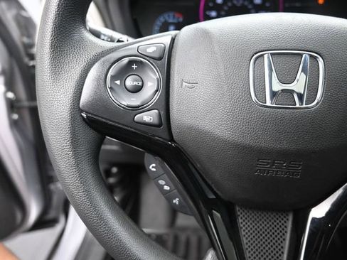 Used 2022 Honda HR-V EX image 15