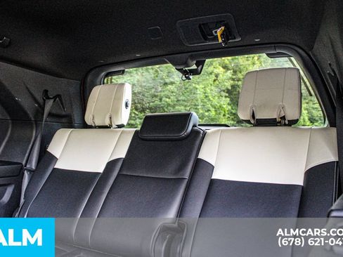 Used 2024 Toyota Sequoia Capstone AWD/4WD image 18