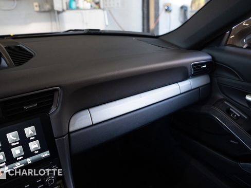 Used 2019 Porsche 911 GT3 image 24