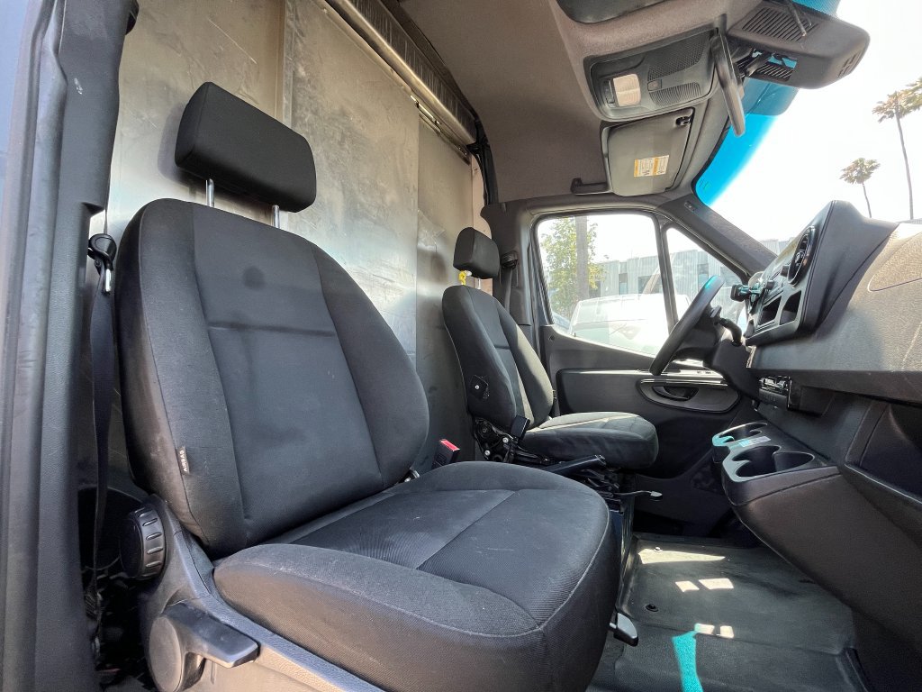 Used 2019 Mercedes-Benz Sprinter 170 image 15