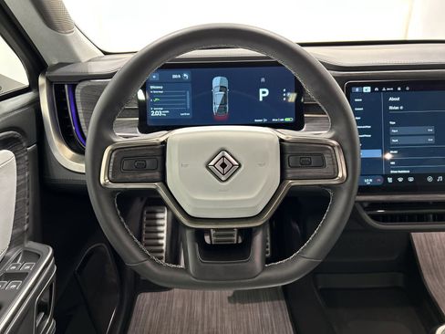 Used 2023 Rivian R1S Launch Edition image 28