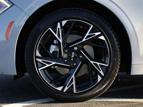 Certified 2025 Kia K5 GT-Line image 9