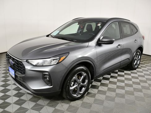Used 2025 Ford Escape ST-Line Select image 10