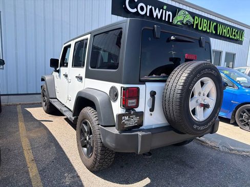 Used 2017 Jeep Wrangler Unlimited Sport w/ Quick Order Package 24S AWD/4WD image 11
