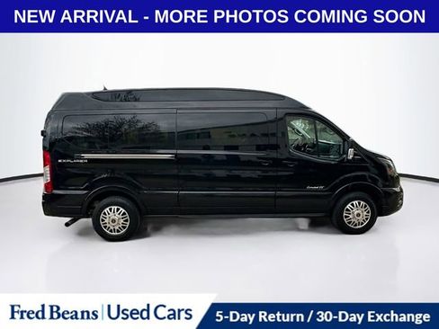 Used 2023 Ford Transit 150 Low Roof AWD image 9