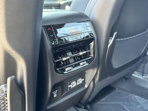 New 2025 Jeep Grand Cherokee L Limited w/ Trailer Tow Package image 30