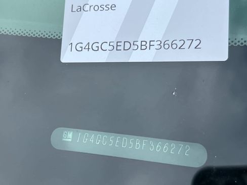 Used 2011 Buick LaCrosse CXL image 23